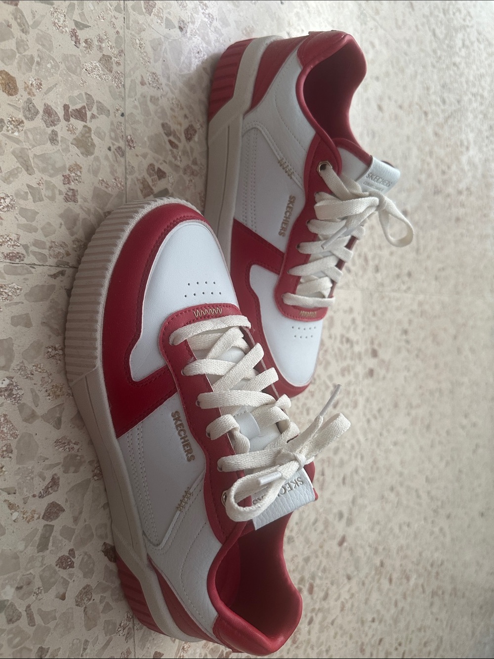 NWOT Skechers White and Red Platform-Trim Sneakers